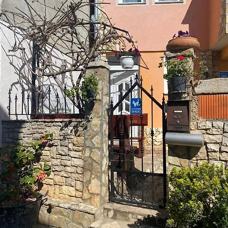 Apartment Elsa Galižana